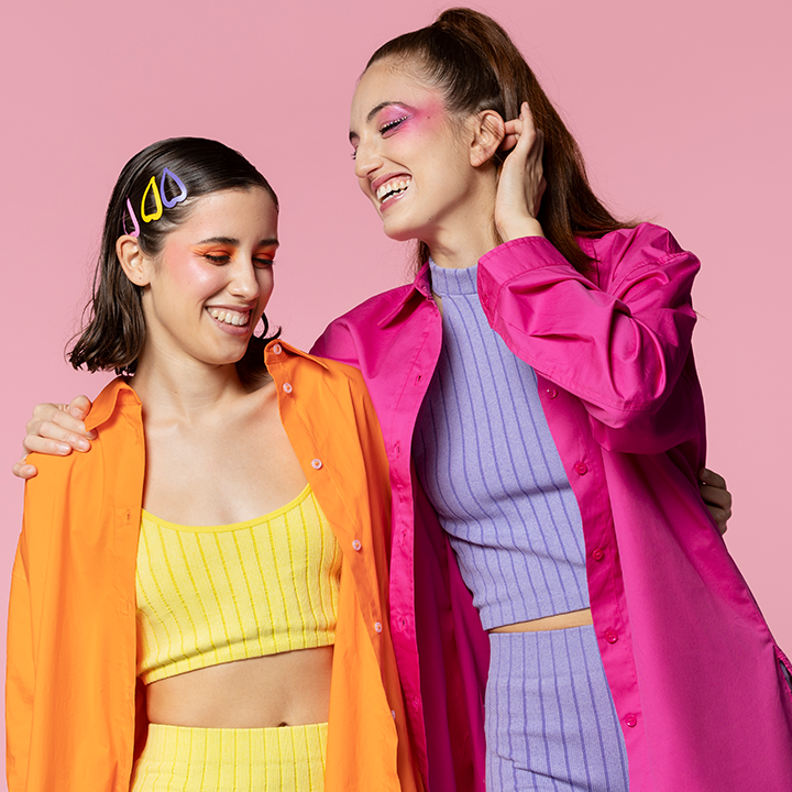 Light Silhouettes That Still Hold Structure and Deep Presence